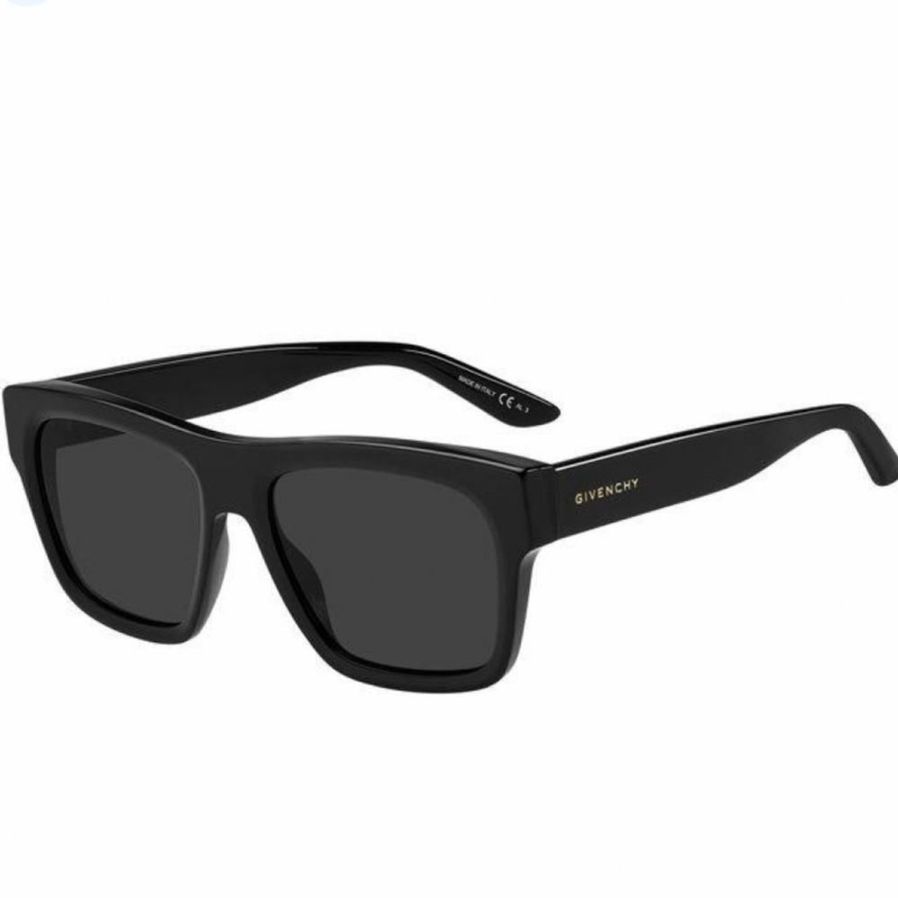 Givenchy Black GV 7210 Wayfarer Unisex Sunglasses